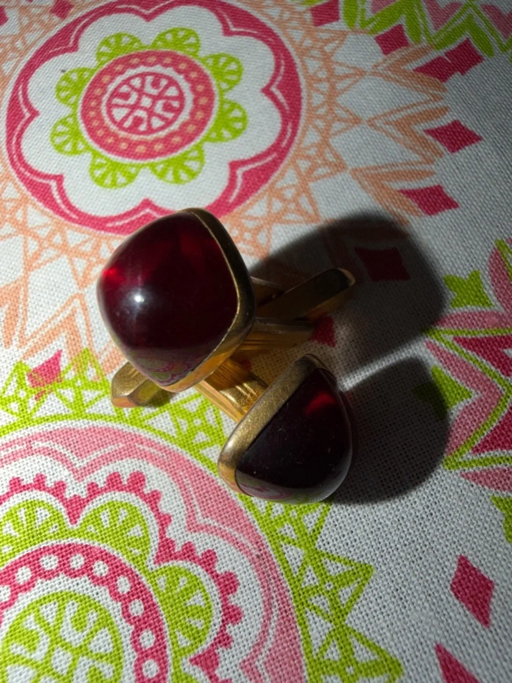 Vintage Hickok USA Deep Garnet Glass Cabochon Cuff links men’s